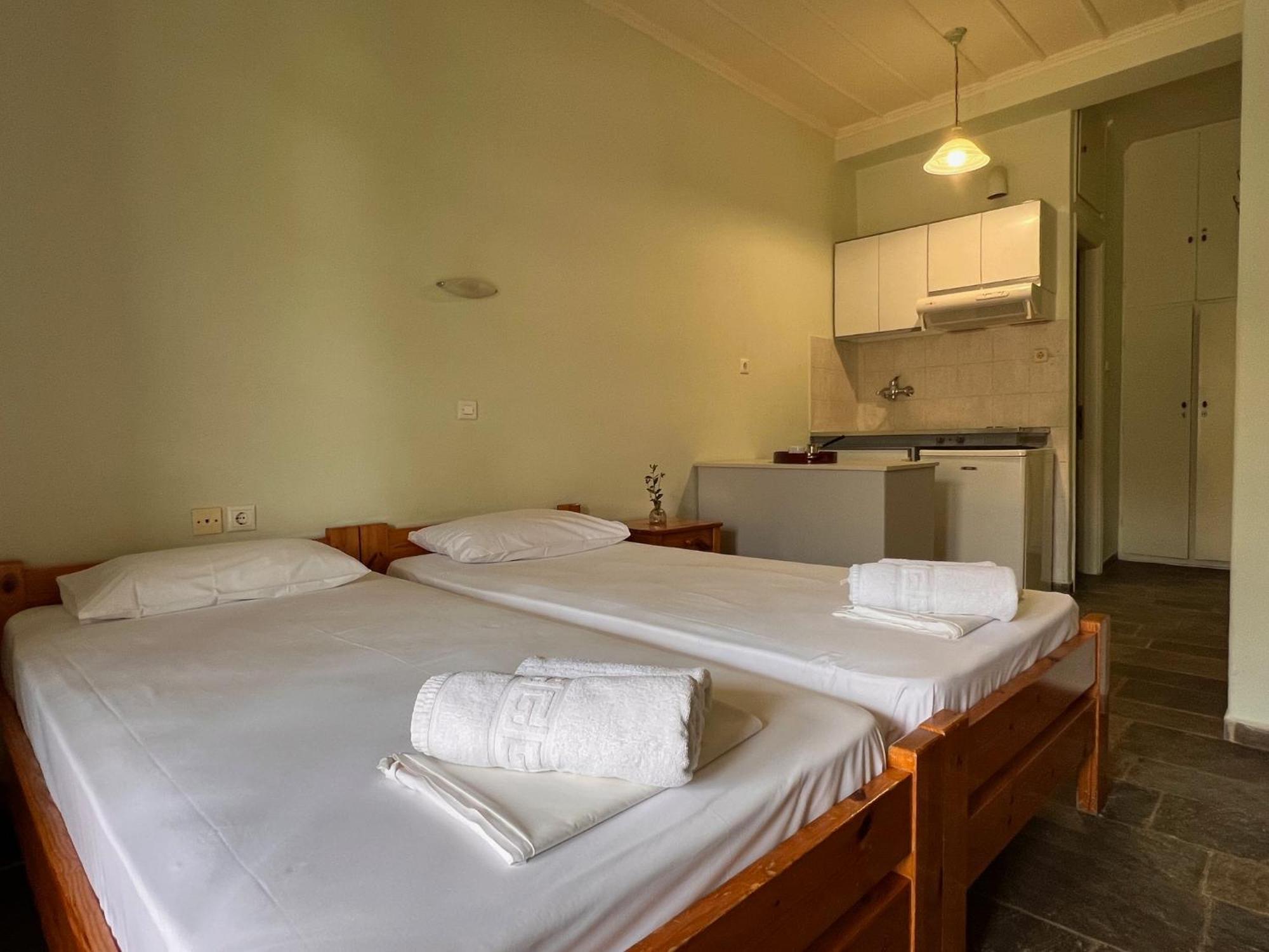 Kastro Aggeliki Appartement Kardhamili Buitenkant foto